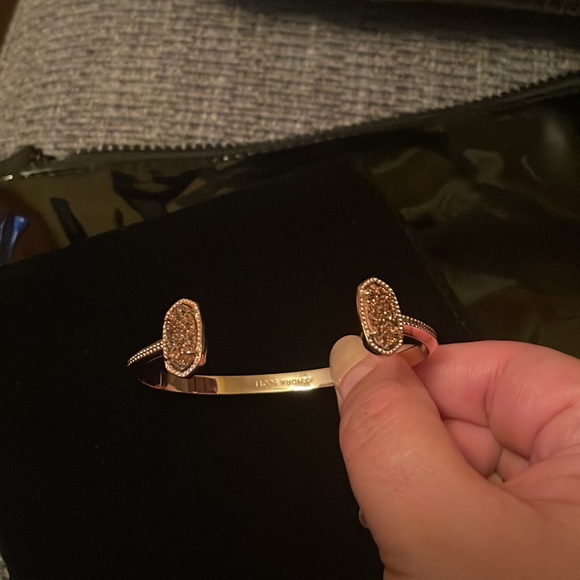 Jewelry - Picture 2 of 2